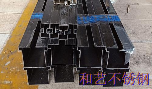湖南常德德安府門包邊、線條、裝飾、護(hù)欄項(xiàng)目
